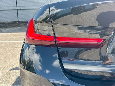 2026 BMW 3 Series — photo 10 view