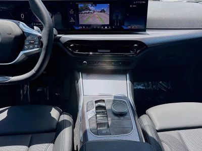 2026 BMW 3 Series — photo 19 view