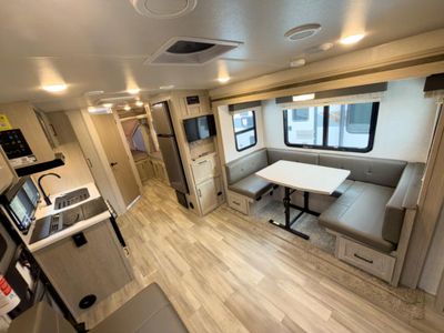 2022 Forest River RV Flagstaff Shamrock - Photo 36