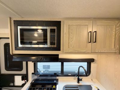 2022 Forest River RV Flagstaff Shamrock - Photo 21