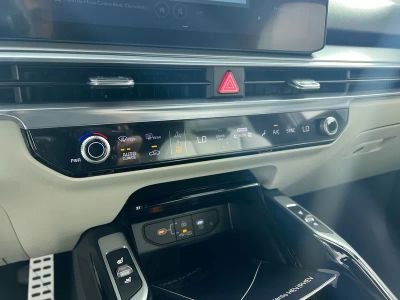 2026 Kia Sorento Hybrid — photo 26 view