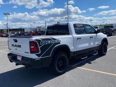 2025 RAM 1500 — detail view