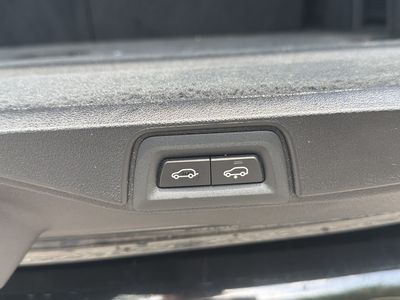 2023 BMW X7 — photo 13 view