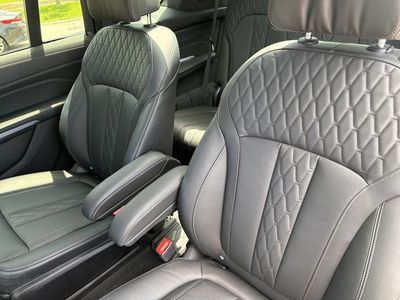 2023 BMW X7 — photo 21 view