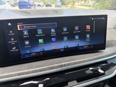 2023 BMW X7 — photo 30 view