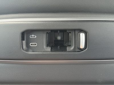 2023 BMW X7 — photo 19 view