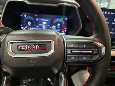 2024 GMC Canyon — photo 24 view