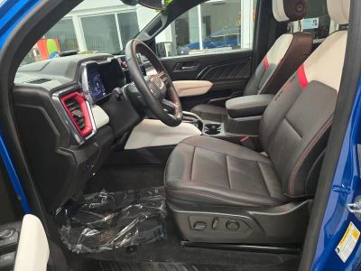 2024 GMC Canyon — photo 20 view