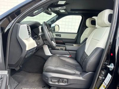 2025 Toyota Sequoia - Photo 4