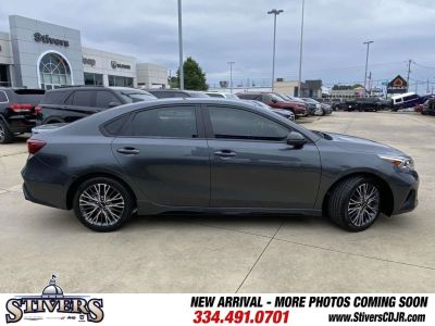 2022 Kia Forte - Photo 10