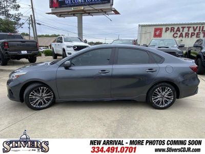 2022 Kia Forte - Photo 39