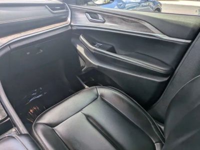 2023 Jeep Grand Cherokee L — photo 13 view
