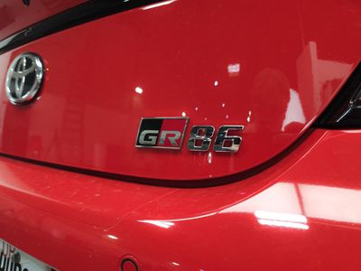 2023 Toyota GR86 - Photo 10