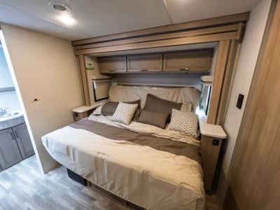 2027 Thor Motor Coach WINDSPORT — photo 15 view
