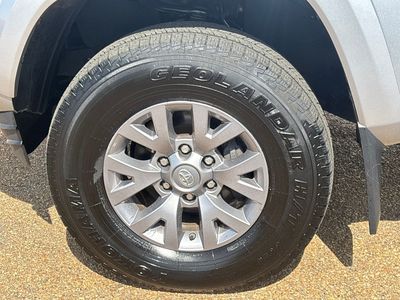 2019 Toyota Tacoma - Photo 22