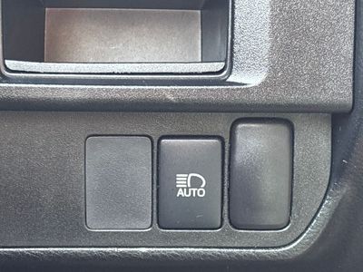 2019 Toyota Tacoma - Photo 21