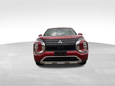 2024 Mitsubishi Outlander - Photo 11