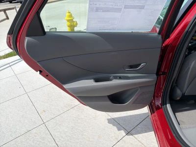 2026 Hyundai Elantra - Photo 15