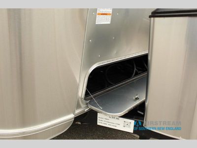 2025 Airstream Globetrotter - Photo 9
