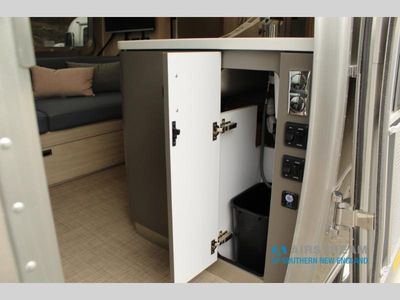 2025 Airstream Globetrotter - Photo 13