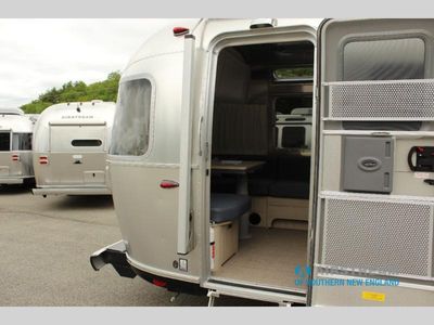 2025 Airstream Globetrotter - Photo 11