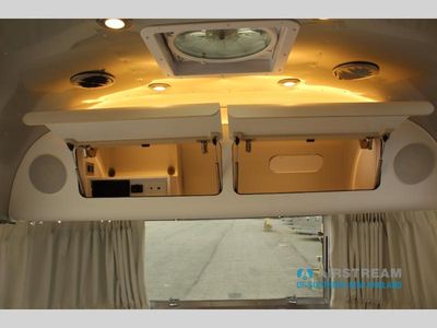 2025 Airstream Globetrotter - Photo 17