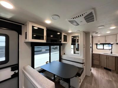 2027 Jayco NORTH TRAIL — photo 12 view