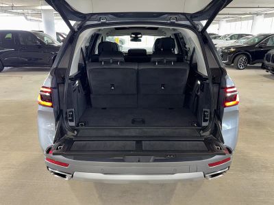 2026 BMW X7 — photo 14 view