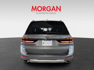 2026 BMW X7 — photo 7 view