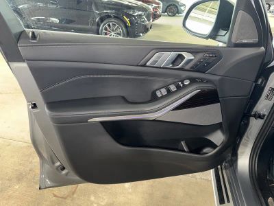 2026 BMW X7 — photo 18 view