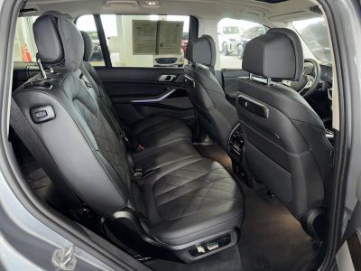 2026 BMW X7 — photo 12 view