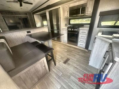 2023 KZ Durango - Photo 8
