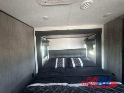 2023 KZ Durango - Photo 49