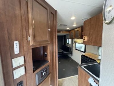 2017 Coachmen Freedom Express Blast - Photo 6