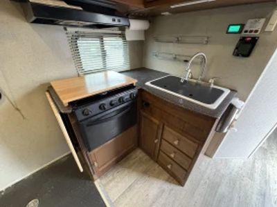 2017 Coachmen Freedom Express Blast - Photo 18