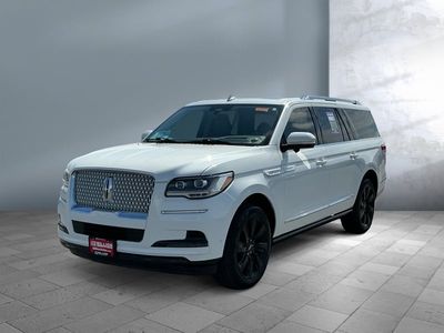 2023 Lincoln Navigator L — front three-quarter view