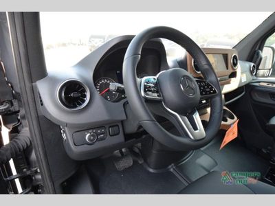 2025 Winnebago Revel - Photo 12