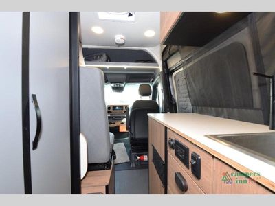 2025 Winnebago Revel - Photo 30