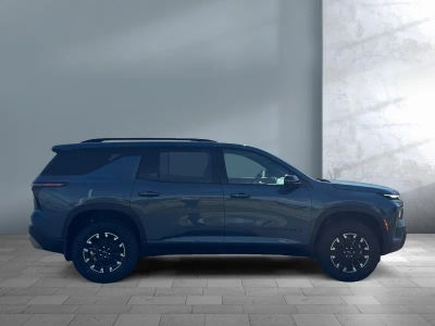 2026 Chevrolet Traverse — photo 13 view