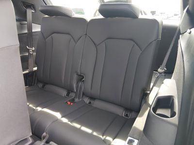 2025 Audi Q7 - Photo 18