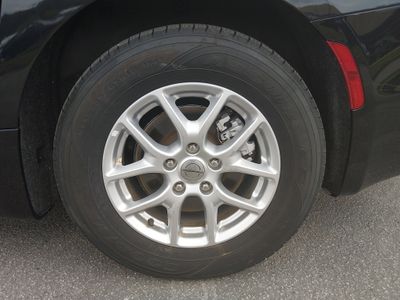 2023 Chrysler Pacifica — photo 10 view