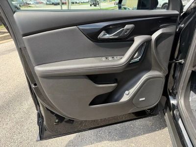 2025 Chevrolet Blazer - Photo 16