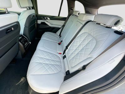 2026 BMW X5 — photo 21 view