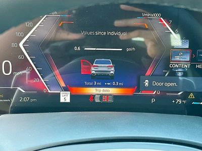2026 BMW X5 — photo 10 view