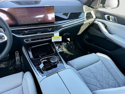 2026 BMW X5 — photo 19 view