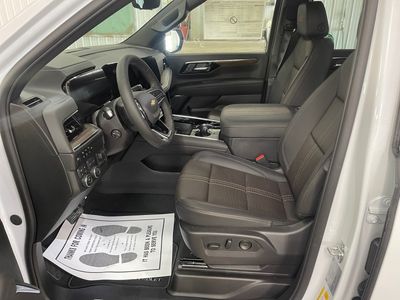 2026 Chevrolet Tahoe — photo 9 view