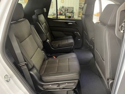 2026 Chevrolet Tahoe — photo 18 view