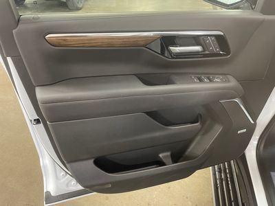 2026 Chevrolet Tahoe — photo 20 view