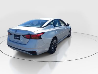 2024 Nissan Altima — photo 7 view
