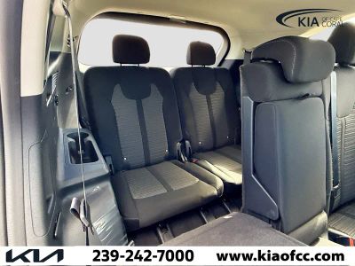2026 Kia Sorento — photo 18 view